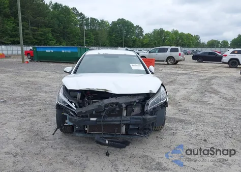 2015 Hyundai Sonata Sport 2.0T z USA, uszkodzony, nr VIN 5NPE34AB7FH037014